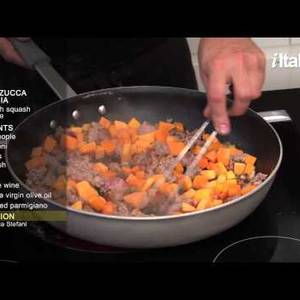 PastaMania #3. "Rigatoni Zucca e Salsiccia" (Squash and Sausage Rigatoni)